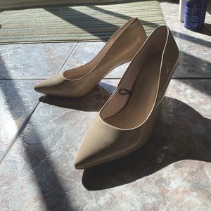 H&M new beige neutral heels leather